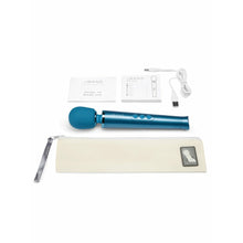 Load image into Gallery viewer, Le Wand Petite Rechargeable Massager - Multiple Colours