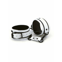Load image into Gallery viewer, GLO Bondage Ankle Cuff Green
